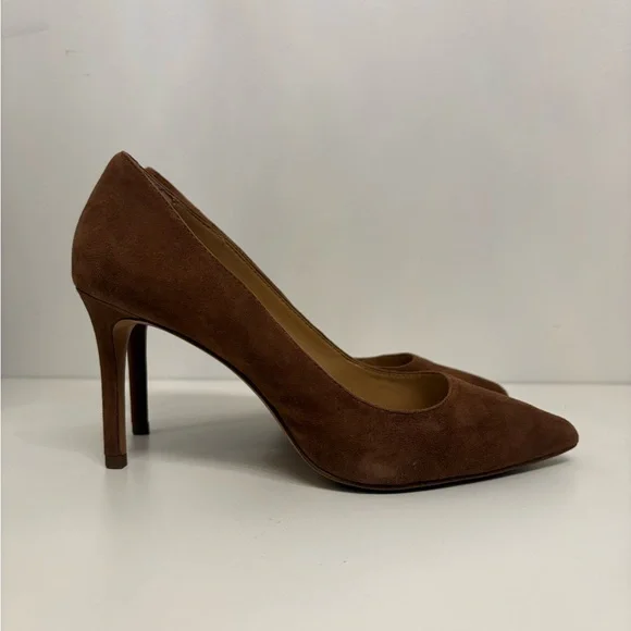 Banana Republic Madison 12-Hour Pump in brown suede - Picture 3 of 7
